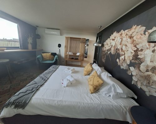 06b892e6-d87e-47f7-99ec-8bfb356e357e