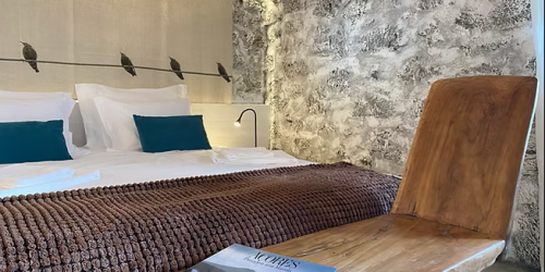 17c305_23ff5c99d31c420f9a207f57e17c3d96mv2-1