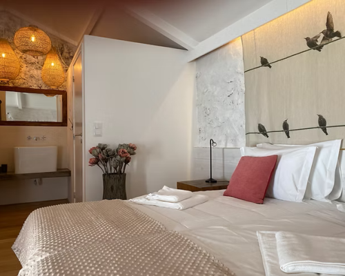 17c305_34f5fca1883542baaa21e61478970611mv2