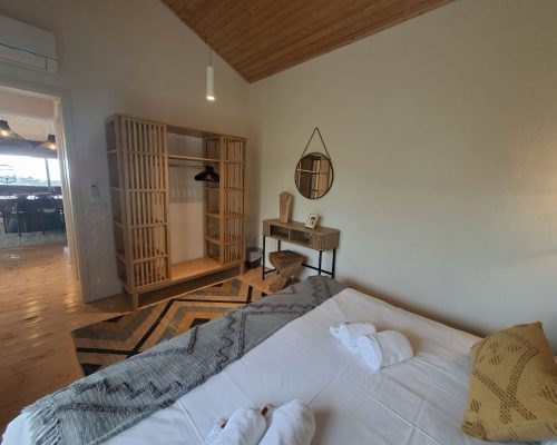 70d7de3f-6de0-4eff-9faf-72608ed03a64