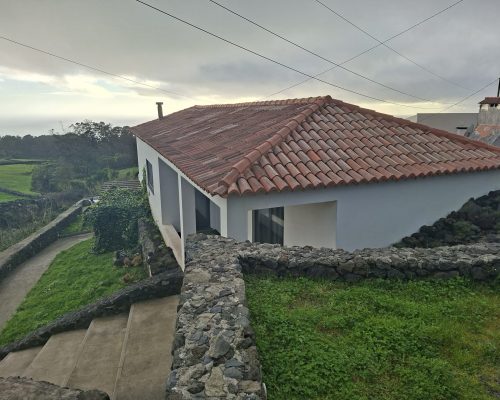 79c9fe7c-f3a2-43c6-9929-a1a0468d45fa