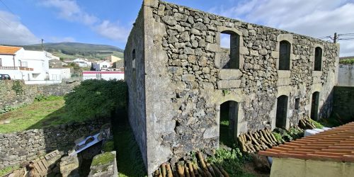 7e71985b-897d-4ab5-9dd4-c546d92e0219