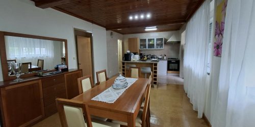 81f383cf-7525-439b-ad2a-3846a51050be