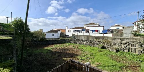 8e353714-c14b-4d0f-ba78-ff9e5f7c4d7f