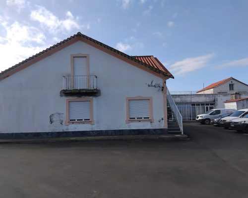 9e146195-a084-445c-842a-1b69736fdce5