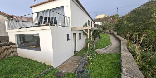 cb83f4a6-54fe-48a3-b62e-9146eedc7db5