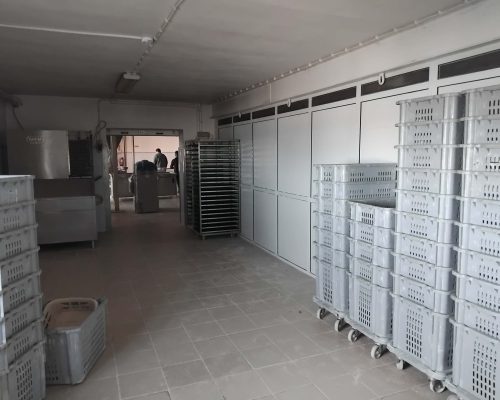 cf810163-eb1b-4515-b1ac-8f3de4d39ee2-1