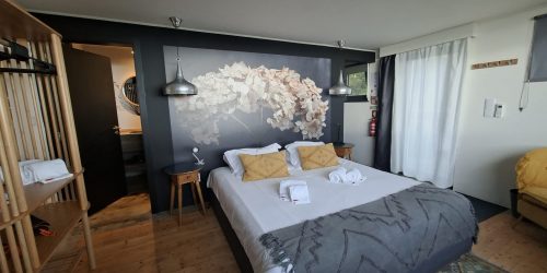 ddc95588-a335-4438-b629-f6b95768e4f4